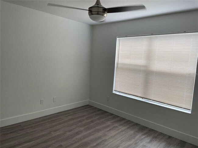Building Photo - 826 Camargo Way