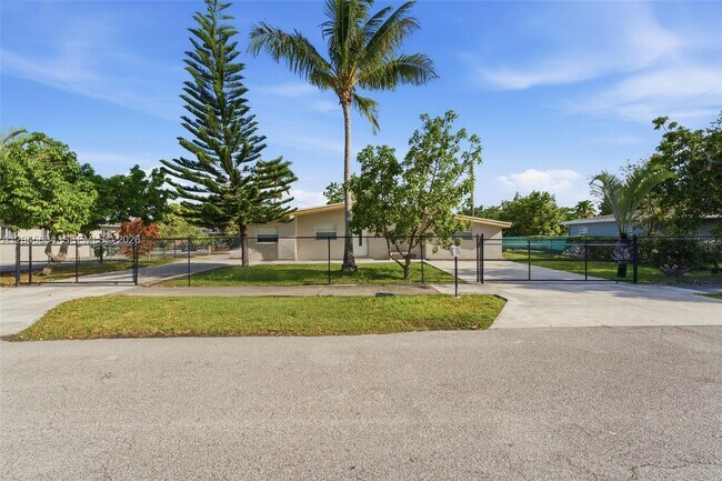 Building Photo - 14310 SW 271st Terrace