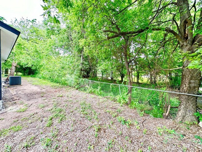 Building Photo - 5206 Regency Cove
