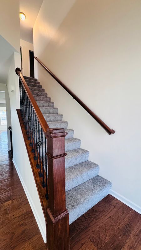 Building Photo - 912 Petersburg Dr