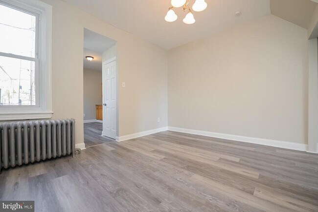 Building Photo - 2629 N 34th St