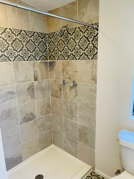 Building Photo - 1009 Pine Eagle Ln