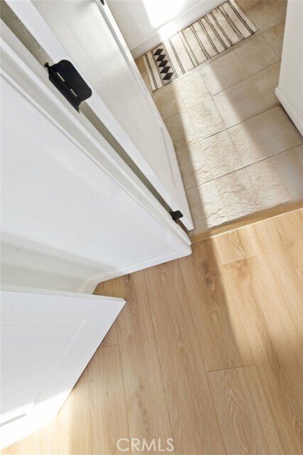 Building Photo - 1060 Calle Del Cerro