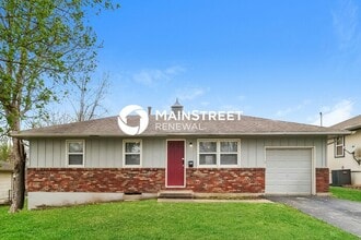 Building Photo - 3 Bedroom Pet-Friendly Home in Independence, MO with Main Street Renewal