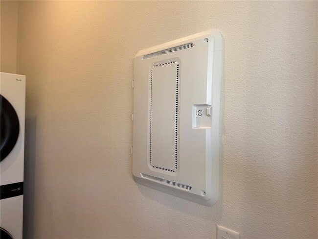 Building Photo - 798 TETBURY Lp