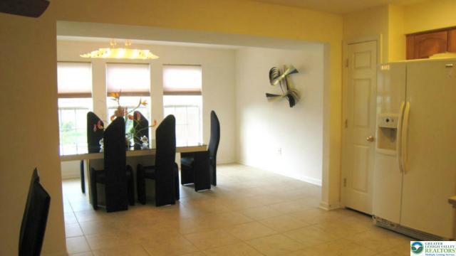 Building Photo - 1047 Sparrow Way