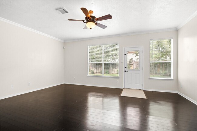 Building Photo - 21930 Holly Branch Dr