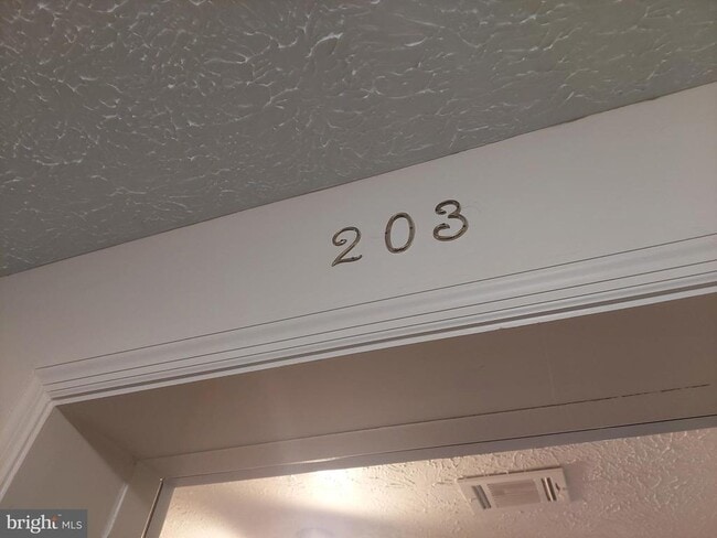 Primary Photo - 13107 Briarcliff Terrace