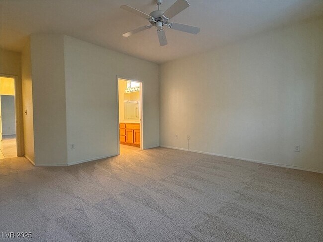 Building Photo - 3025 Seaford Peak Dr