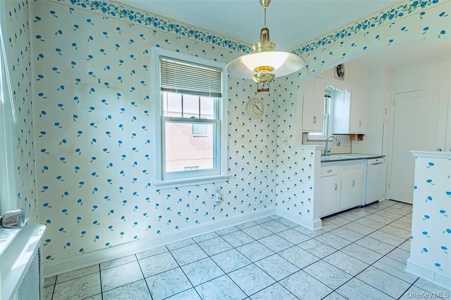 Building Photo - 147 Nugent St