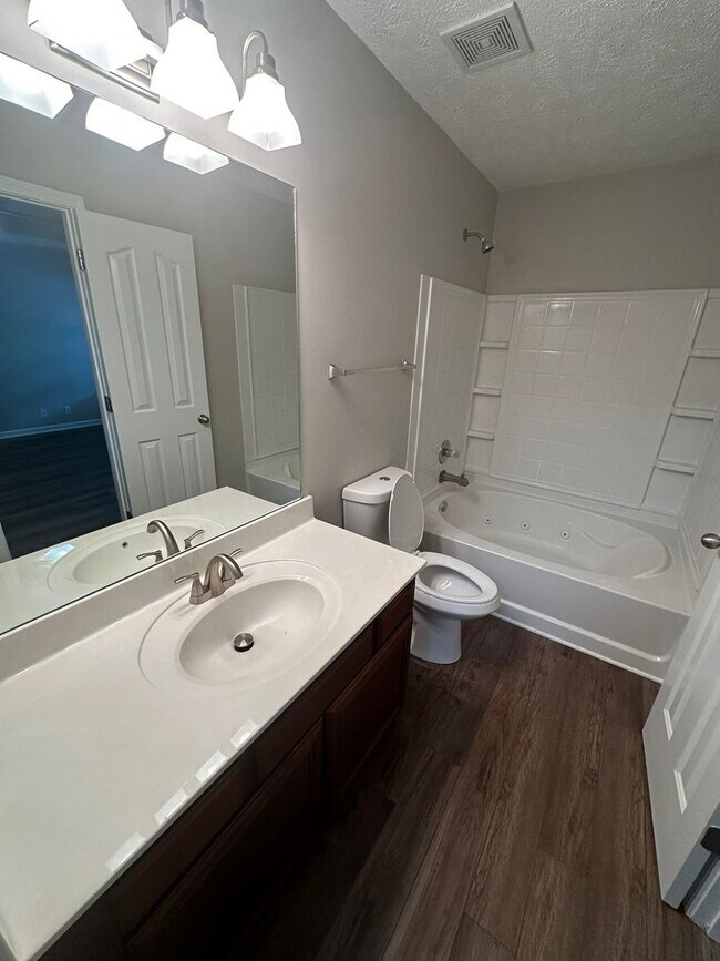Building Photo - 3262 Prater Ct