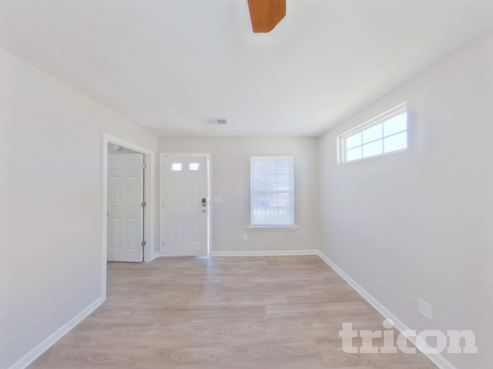 Building Photo - 712 Blazing Star Trl