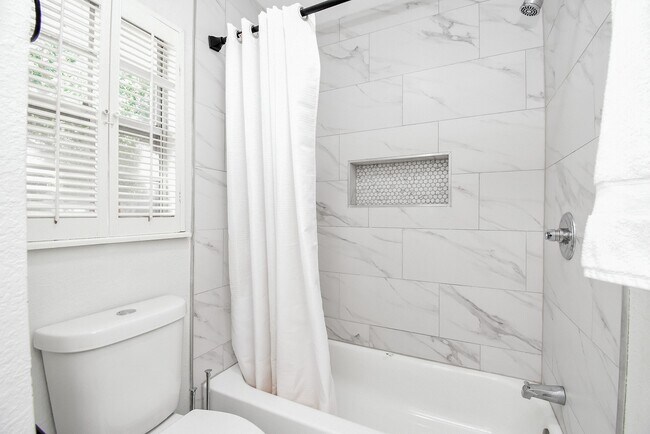 Building Photo - 12435 Shepherds Ridge Dr