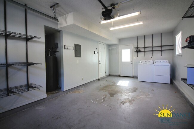 Building Photo - Great 3 Bedroom Home in Fort Walton Beach