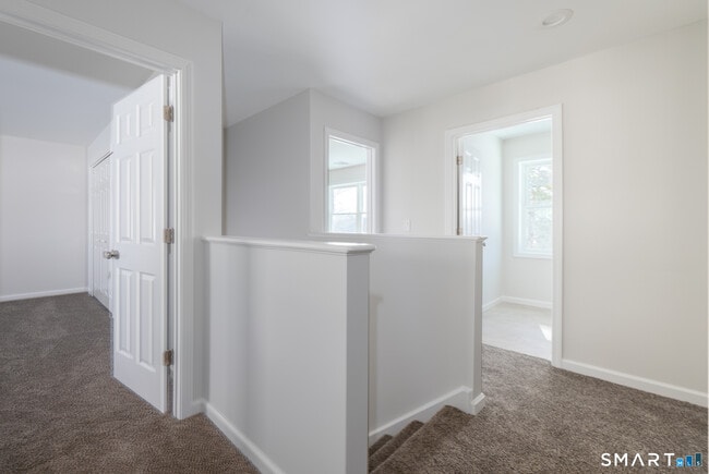 Building Photo - 75 High St