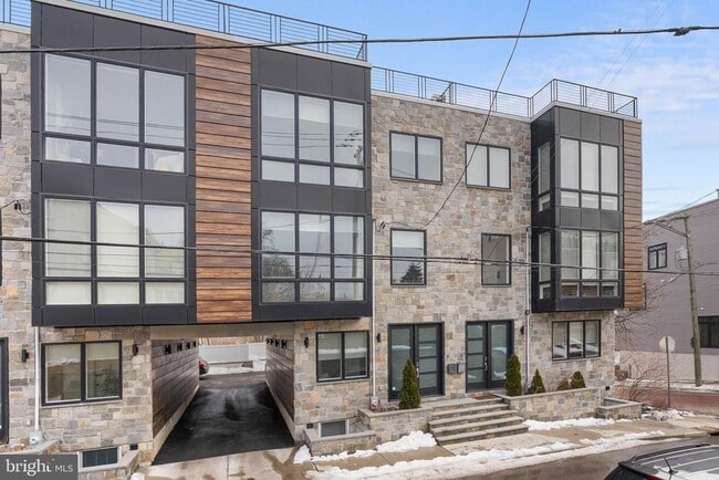 Building Photo - 311 Delmar St