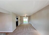 Building Photo - 574 Loch Lomond Dr