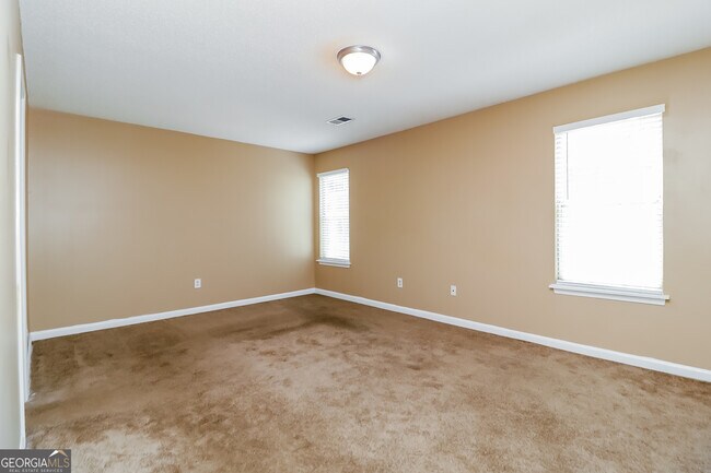 Building Photo - 1198 Oak Knoll Ct