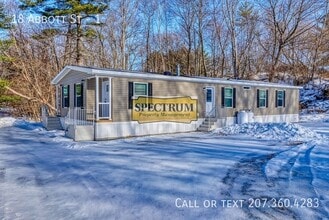 Building Photo - 18 Abbott St