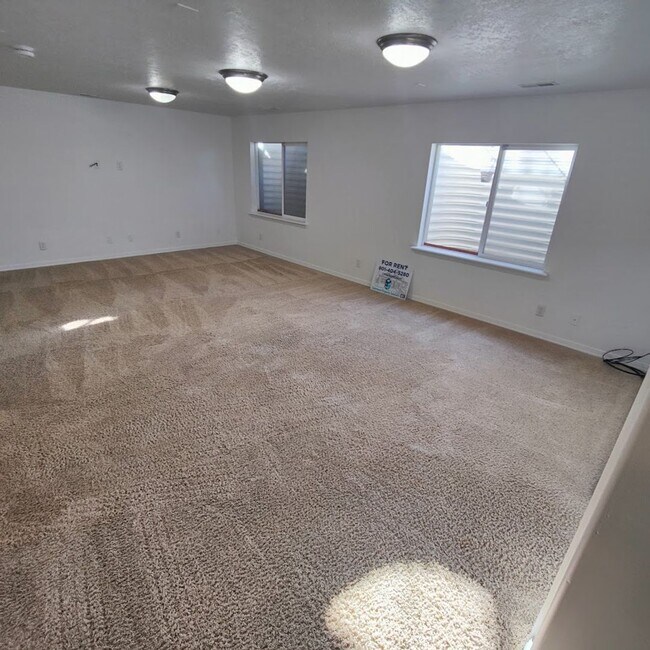 Building Photo - 2305 N 2080 W