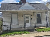 Building Photo - 222 Vine St