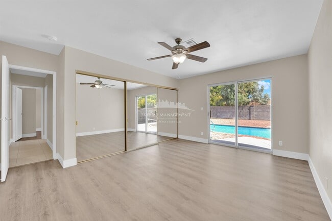 Building Photo - 6762 Carrera Dr