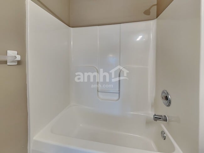 Building Photo - 911 Balsam Wood Ln