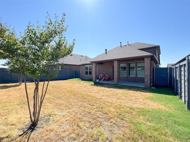 Building Photo - 1417 Trailwood Ter