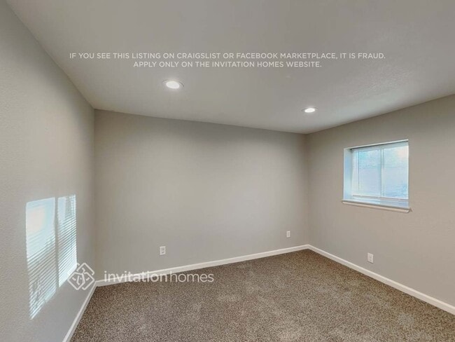 Building Photo - 10764 Eudora Cir