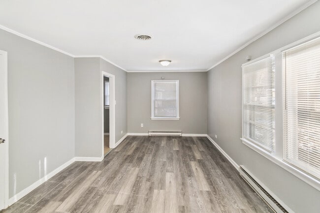 Building Photo - 17306 Holmes Ave