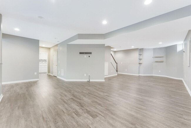 Building Photo - 20152 Boxwood Pl