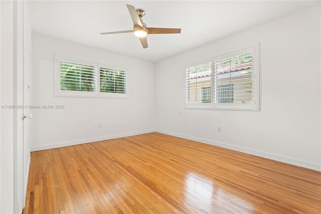 Building Photo - 605 Altara Ave