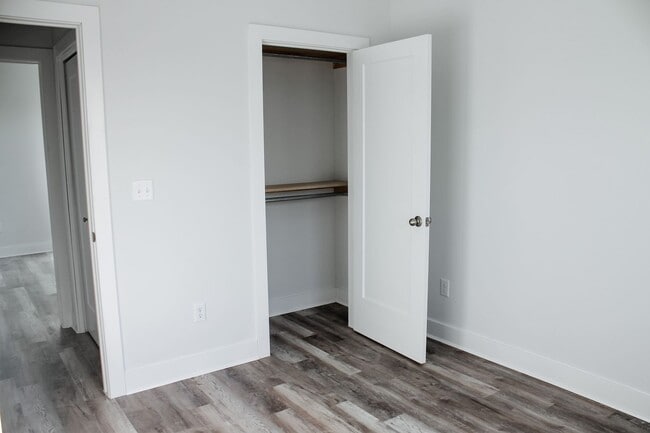 Building Photo - Froli Villas Alex Plan