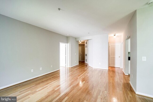 Building Photo - 5982 Founders Hill Ct