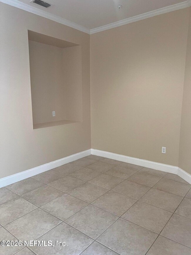 Building Photo - 150 Veracruz Dr