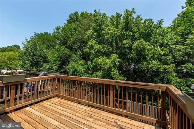 Building Photo - 13676 Barren Springs Ct