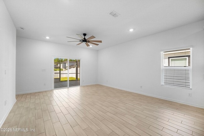 Building Photo - 3239 Golden Eye Dr