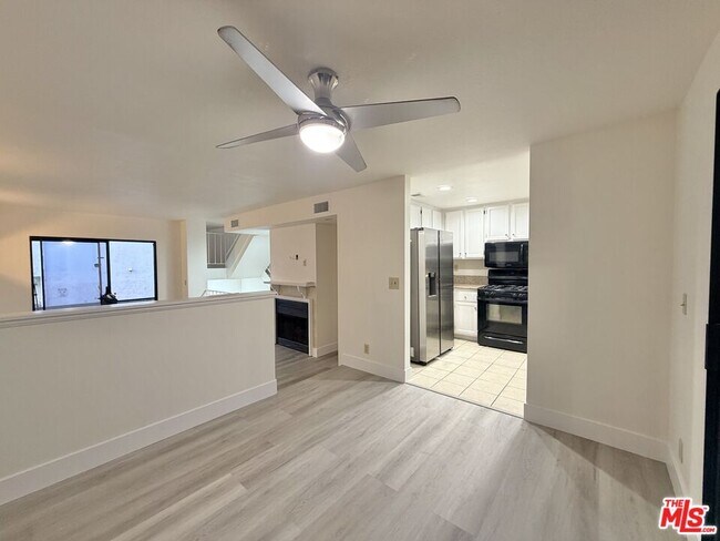 Building Photo - 31 Eastern Ave