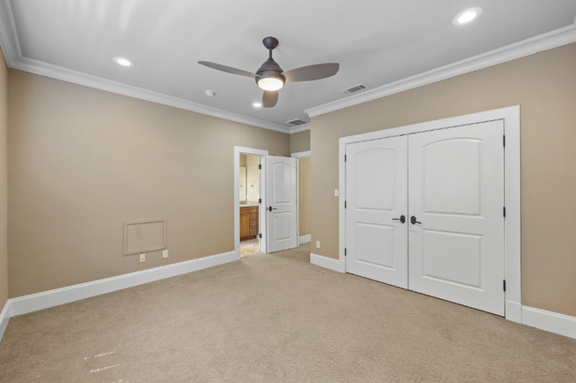 Building Photo - 1836 Ashley Hall Way