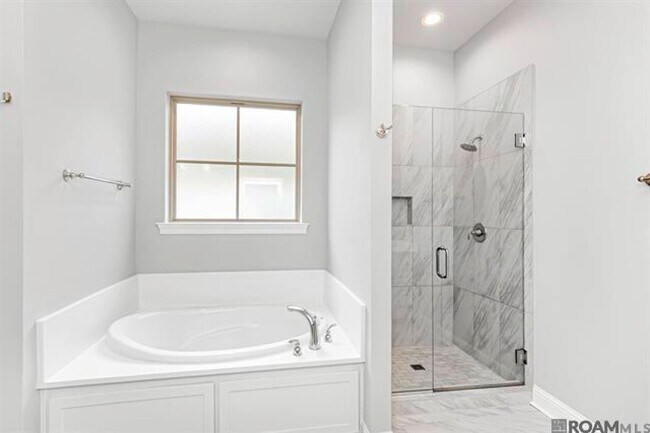 Building Photo - Luxury 4BR Home in Copper Mill | Golf Course Community | Loft & Fenced Yard