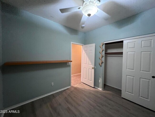 Building Photo - 1961 E Shannon St