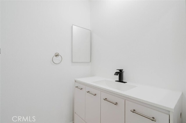 Building Photo - 333 Burchett St