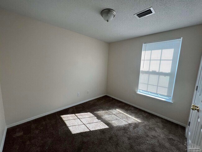 Building Photo - 8921 Camshire Cir