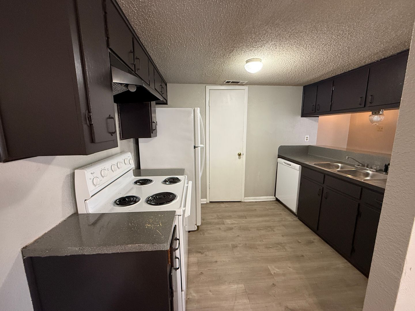 Building Photo - 4503 Hunt Cir