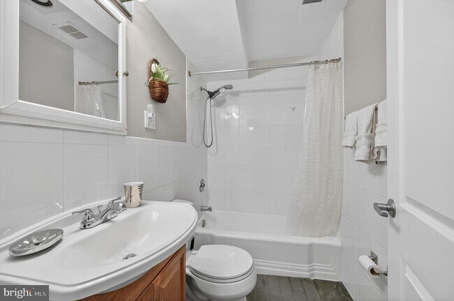 Building Photo - 4840 MacArthur Blvd NW