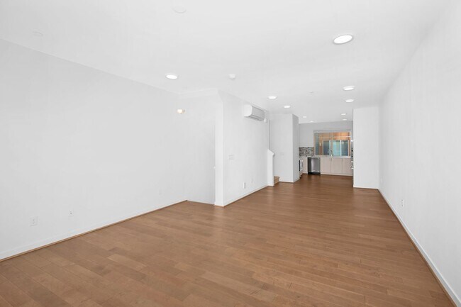 Building Photo - 1478 159th Pl NE