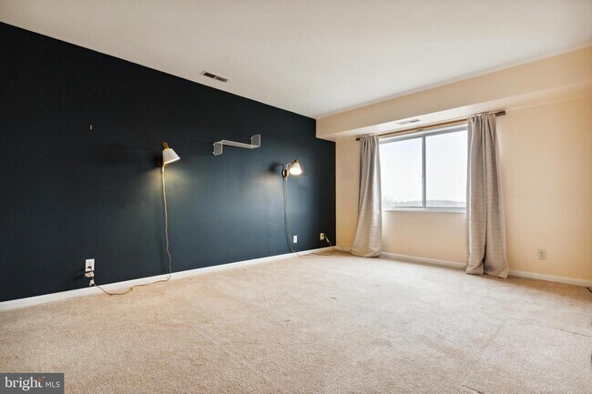 Building Photo - 12001 Old Columbia Pike