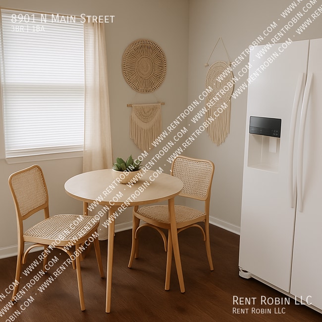 Building Photo - 8901 N Main St