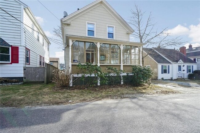 Building Photo - 5 Cummings Rd