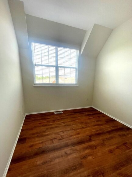 Building Photo - 9534 Walker Way